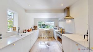 kitchen- click for photo gallery